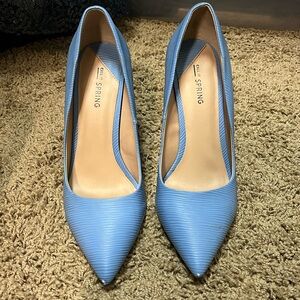 Blue call it spring heels 8.5